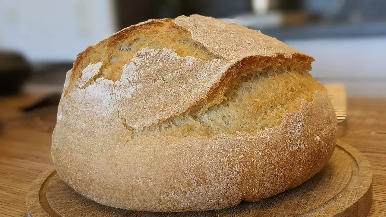 Pain rond grigné